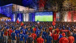 FAN ZONE - ÉCRAN GÉANT
